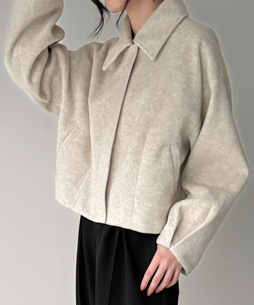 JUNOAH(ジュノア)の「ステンカラーショートコート(ステンカラーコート・レディース・ダークグレー/ブラック/アイボリー・SMALL/MEDIUM/LARGE)」の20枚目の写真