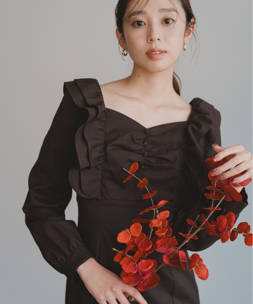 MISCH MASCH(ミッシュマッシュ)の「ショルダーフリルIラインワンピース(ジャンパースカート・レディース・ブラウン/グレー・S/M)」の9枚目の写真