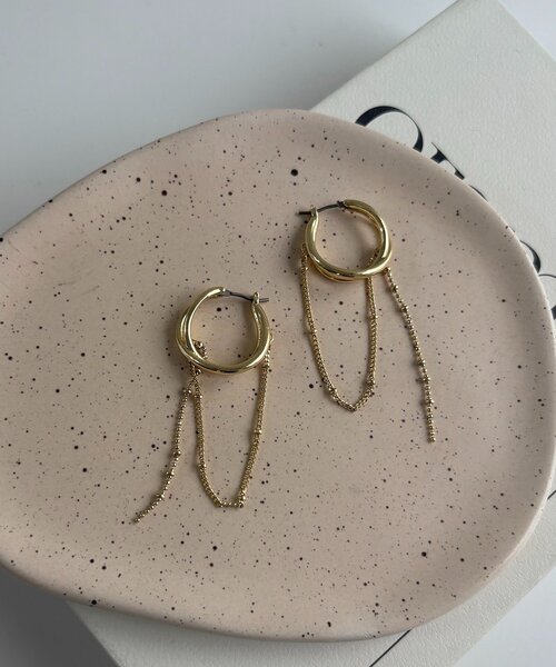 CAPRICIEUX LE'MAGE（カプリシューレマージュ）の「〈GOLDY/ゴールディ〉2連フープツブチェーンピアス（ピアス（両耳用）・レディース・シルバー/ゴールド・FREE）」の6枚目の写真