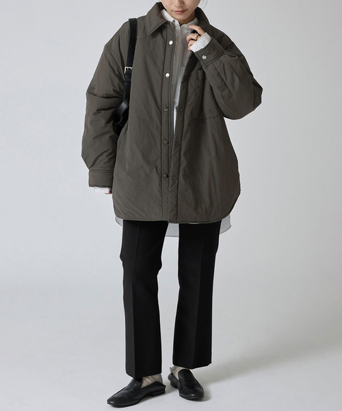 SLOBE IENA(スローブイエナ)の「《吸湿発熱》TOPTHERMOシャツブルゾン(その他アウター・レディース・ブラウン/カーキ・FREE)」の14枚目の写真