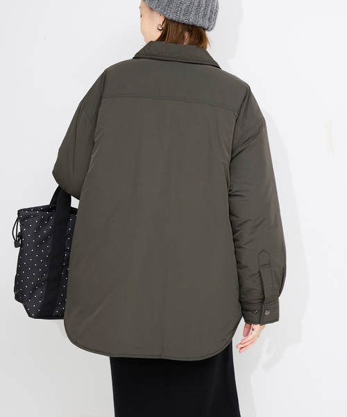 SLOBE IENA(スローブイエナ)の「《吸湿発熱》TOPTHERMOシャツブルゾン(その他アウター・レディース・ブラウン/カーキ・FREE)」の21枚目の写真