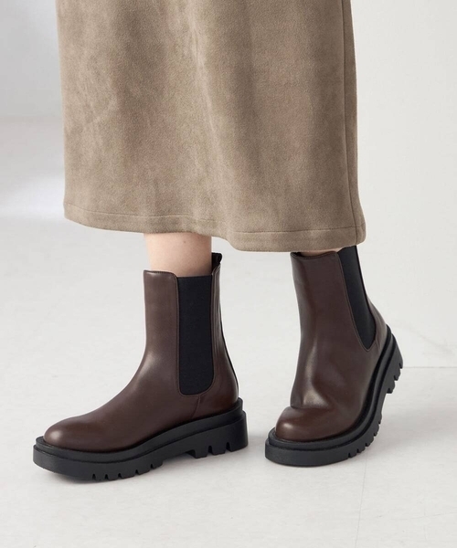 a.v.v（アーヴェヴェ）の「サイドゴアブーツ（ブーツ・レディース・ブラック/ブラウン・23.5/24.5/22.5）」の2枚目の写真