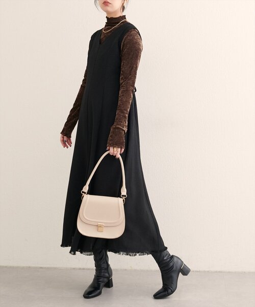 natural couture（ナチュラルクチュール）の「【WEB限定】マーメイドフレアワンピース（ワンピース・レディース・ブラック/ブラウン/グレー/オフホワイト・FREE）」の12枚目の写真