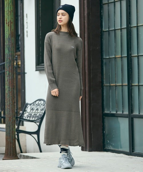 LACOSTE（ラコステ）の「ローウエストリブニットドレス / フレアワンピース（ワンピース・レディース・ダークブラウン/ネイビー/オフホワイト・36/34/38/40）」の6枚目の写真