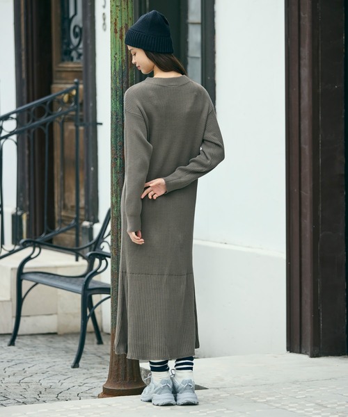 LACOSTE（ラコステ）の「ローウエストリブニットドレス / フレアワンピース（ワンピース・レディース・ダークブラウン/ネイビー/オフホワイト・36/34/38/40）」の11枚目の写真