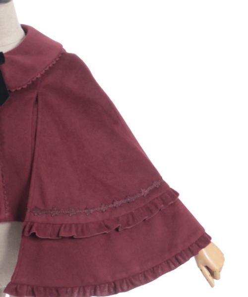 Chalmiere（シャルミエール）の「フリルケープコート（ダッフルコート