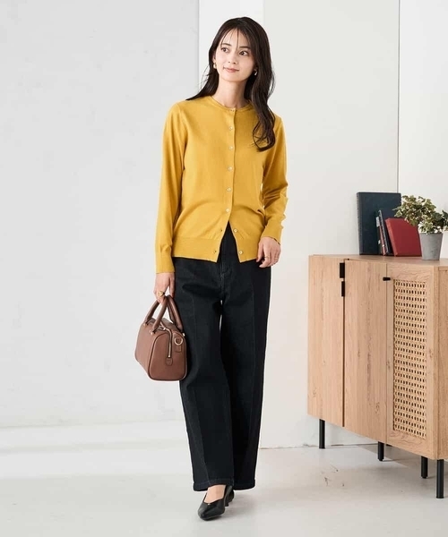 a.v.v（アーヴェヴェ）の「【洗える】クルーネック美ラクるカーディガン（カーディガン/ボレロ・レディース・マスタード/レッド/ブラック/アイボリー/グレー/グレー系その他/パープル/ブルー・38/40/36）」の13枚目の写真