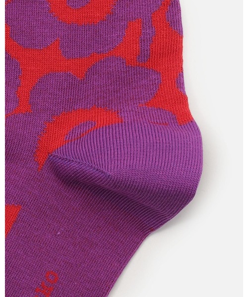 marimekko(マリメッコ)の「Linjaus Unikko / socks(ソックス/靴下・レディース・レッド/パープル/ベビーピンク/ライトブルー・40/37/34)」の8枚目の写真