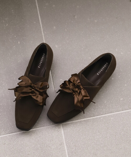 Firsthand（ファーストハンド）の「Firsthand/ファーストハンド スウェードライク リボン レースアップ シューズ (22.5～24.5cmサイズ展開)（パンプス・レディース・ブラウン/ブラック・SMALL/LARGE/MEDIUM）」の2枚目の写真