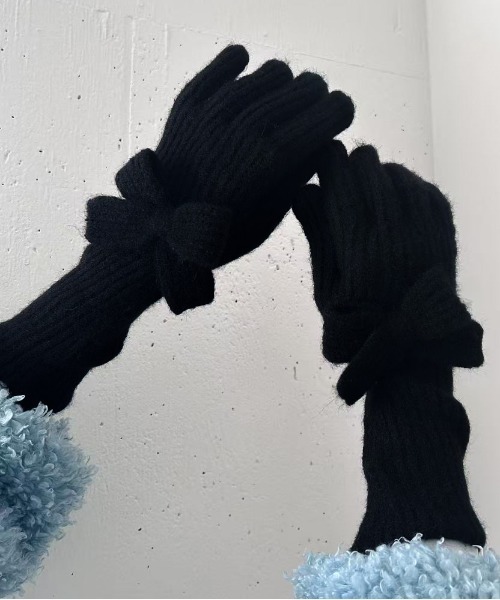 Casselini（キャセリーニ）の「Casselini(キャセリーニ)ロングニットリボングローブ（手袋・レディース・レッド/ベージュ/ブラック・FREE）」の12枚目の写真