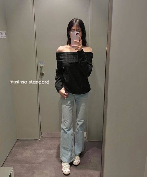 MUSINSA STANDARD WOMAN（ムシンサスタンダードウーマン）の「ウィメンズブーツカットデニムパンツ[ライトインディゴ]（デニムパンツ・レディース・その他・29/30/24/25/26/27/28）」の7枚目の写真