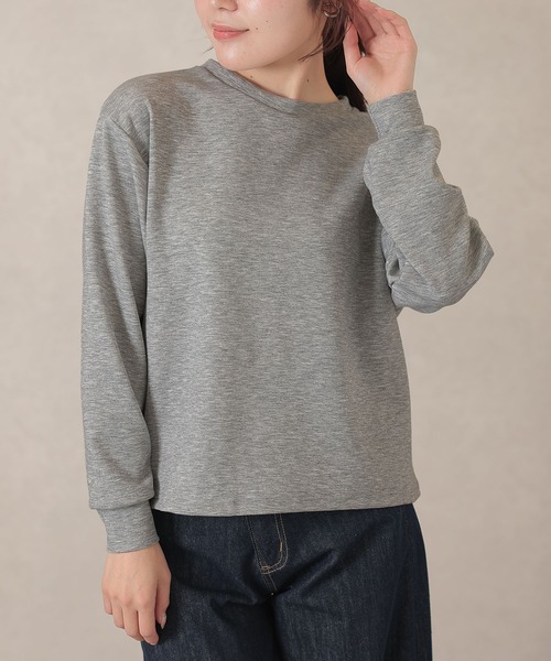 DAYRA(デイラ)の「ソリッドカラー バック フリル コンパクト プルオーバー(Tシャツ/カットソー・レディース・ホワイト/ライトグレー/ブラック/ダークグレー・FREE)」の4枚目の写真