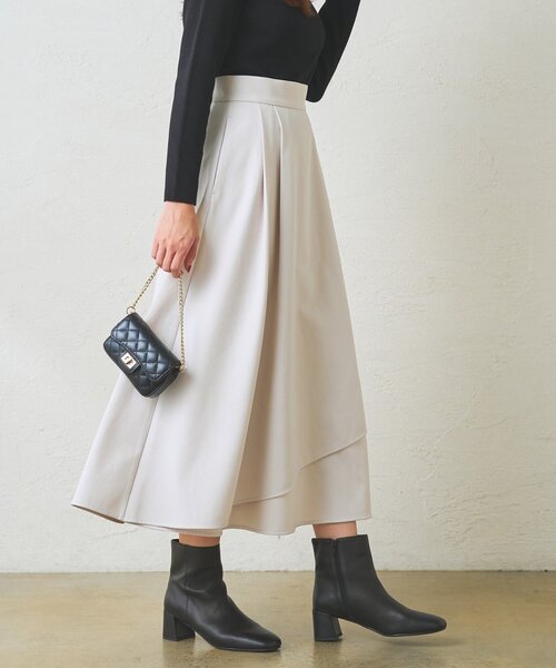 La boutique BonBon(ラブティックボンボン)の「【春まで使える!・お上品シルエット】アシメラップ風フレアスカート(スカート・レディース・オフホワイト/グレイッシュベージュ/ピンク・36/38)」の6枚目の写真