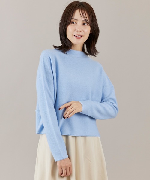 INED（イネド）の「モックネックプルオーバーニット（ニット/セーター・レディース・チェリーピンク/チャコールグレー/オフホワイト/サックスブルー・9号/11号）」の5枚目の写真