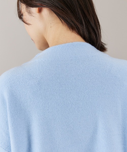 INED（イネド）の「モックネックプルオーバーニット（ニット/セーター・レディース・チェリーピンク/チャコールグレー/オフホワイト/サックスブルー・9号/11号）」の20枚目の写真