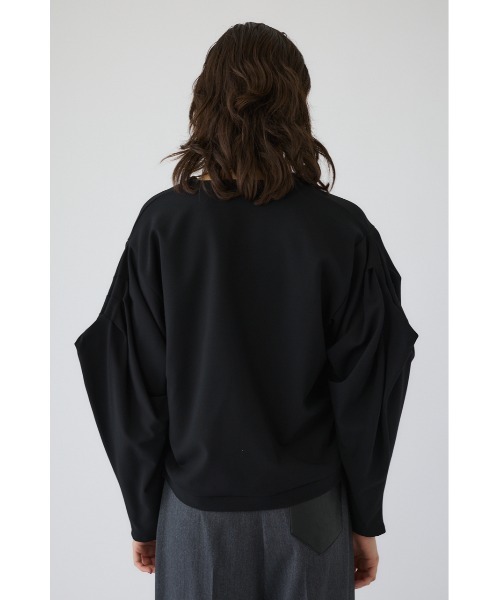 Volume sleeve v-neck PO ボリュームスリーブブイネックプルオーバー