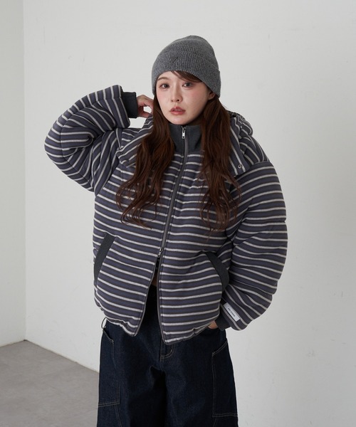 RAY CASSIN（レイカズン）の「カットロゴダウン（ダウンジャケット/コート・レディース・グレー/チャコールグレー/グレー系その他2・FREE）」の4枚目の写真