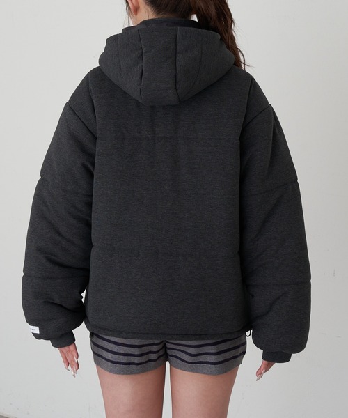 RAY CASSIN（レイカズン）の「カットロゴダウン（ダウンジャケット/コート・レディース・グレー/チャコールグレー/グレー系その他2・FREE）」の8枚目の写真