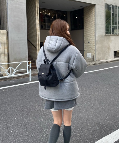 RAY CASSIN（レイカズン）の「カットロゴダウン（ダウンジャケット/コート・レディース・グレー/チャコールグレー/グレー系その他2・FREE）」の21枚目の写真