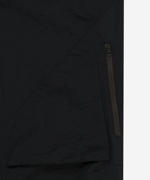 NODE LABS(ノードラボ)の「DEV:7 ナイロンパラシュートパンツ_ブラック(その他パンツ・レディース・その他・SMALL/MEDIUM/LARGE/X-LARGE)」の5枚目の写真