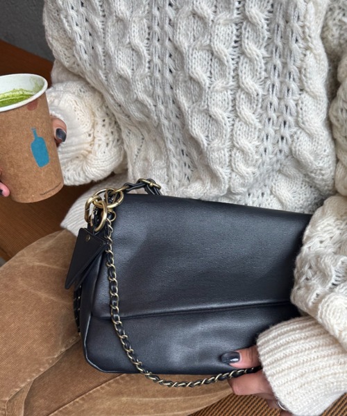 CIAOPANIC TYPY（チャオパニックティピー）の「ミラーチャーム付きアソート素材フラップチェーンBAG（ショルダーバッグ・レディース・アイボリー/ブラック/サックスブルー/ブラウン・ONE SIZE）」の7枚目の写真