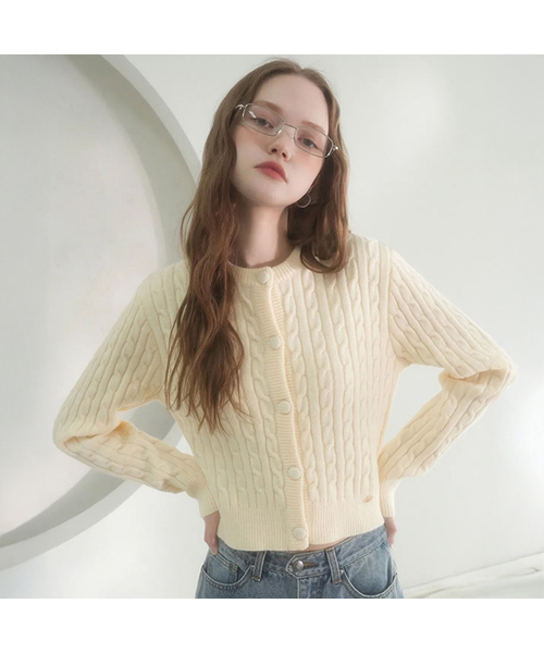 Vivacious(ビバシャス)の「Round Crop Twist Cardigan - 5COL(カーディガン/ボレロ・レディース・ラベンダー/スカイブルー/ブラック/アイボリー/グレー・SMALL/MEDIUM)」の2枚目の写真