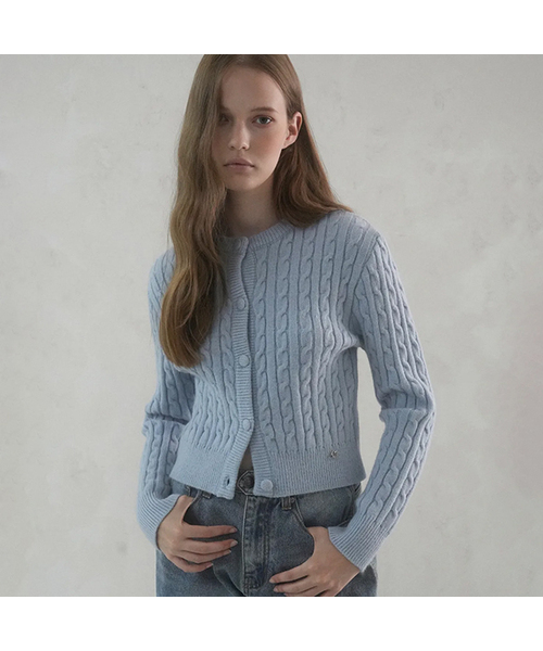 Vivacious(ビバシャス)の「Round Crop Twist Cardigan - 5COL(カーディガン/ボレロ・レディース・ラベンダー/スカイブルー/ブラック/アイボリー/グレー・SMALL/MEDIUM)」の4枚目の写真