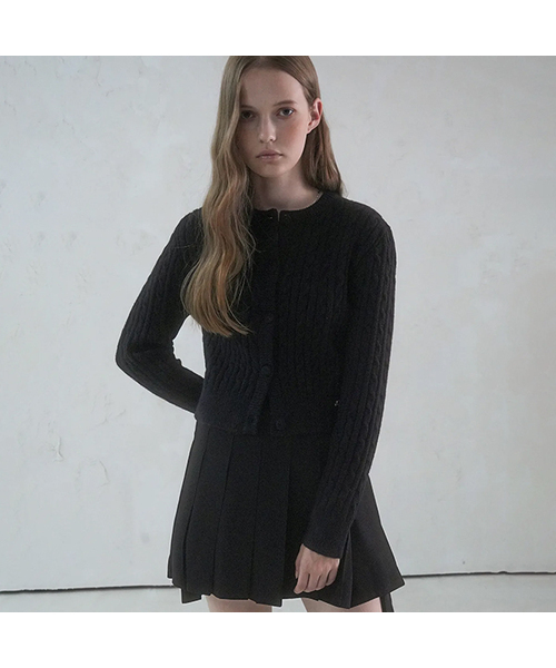 Vivacious(ビバシャス)の「Round Crop Twist Cardigan - 5COL(カーディガン/ボレロ・レディース・ラベンダー/スカイブルー/ブラック/アイボリー/グレー・SMALL/MEDIUM)」の1枚目の写真