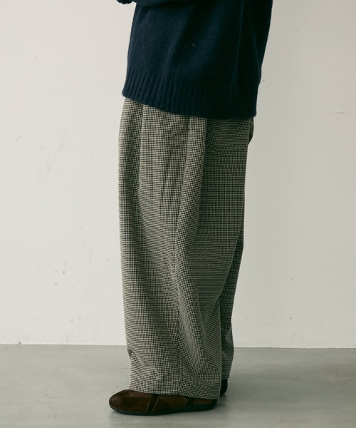 Crisp(クリスプ)の「ダブルタックチェックカーブパンツ(その他パンツ・レディース・ブラック/ブラウン・FREE)」の9枚目の写真