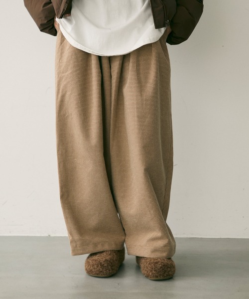 Crisp(クリスプ)の「ダブルタックチェックカーブパンツ(その他パンツ・レディース・ブラック/ブラウン・FREE)」の19枚目の写真