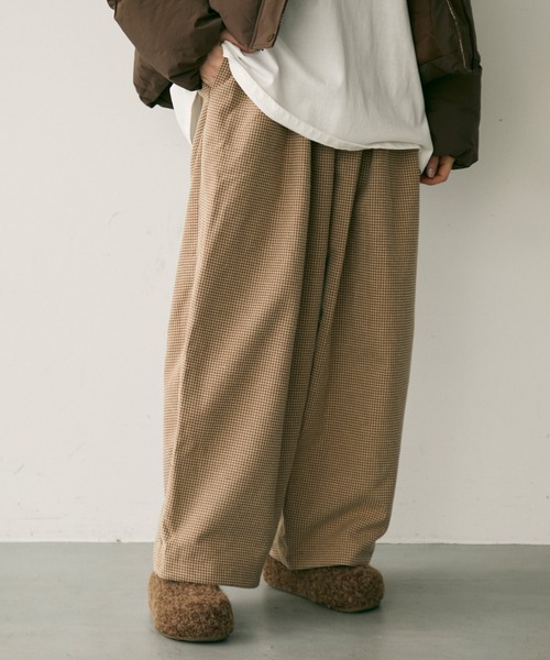 Crisp(クリスプ)の「ダブルタックチェックカーブパンツ(その他パンツ・レディース・ブラック/ブラウン・FREE)」の20枚目の写真