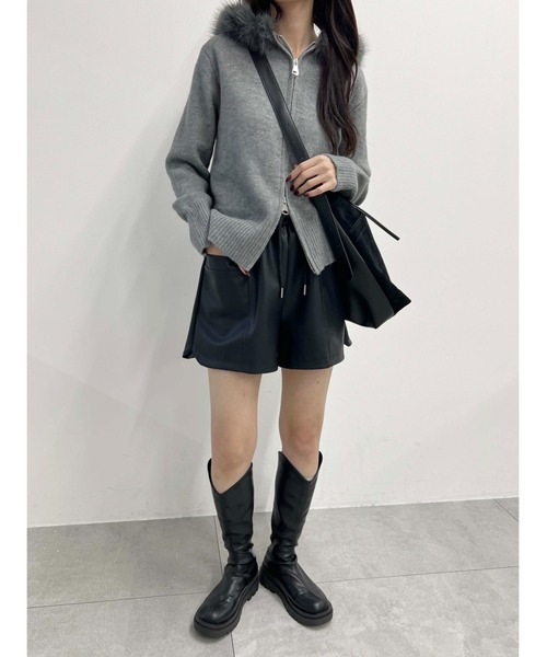 PHILLY(フィリー)の「合皮ポケットショートパンツ(その他パンツ・レディース・ブラック/ブラウン・FREE)」の7枚目の写真