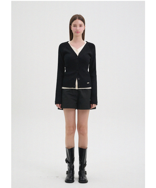MICANE(ミケーネ)の「シェリー レイヤードストラップニット(ニット/セーター・レディース・ライトグレー/ブラック・SMALL/MEDIUM/LARGE/X-LARGE)」の5枚目の写真