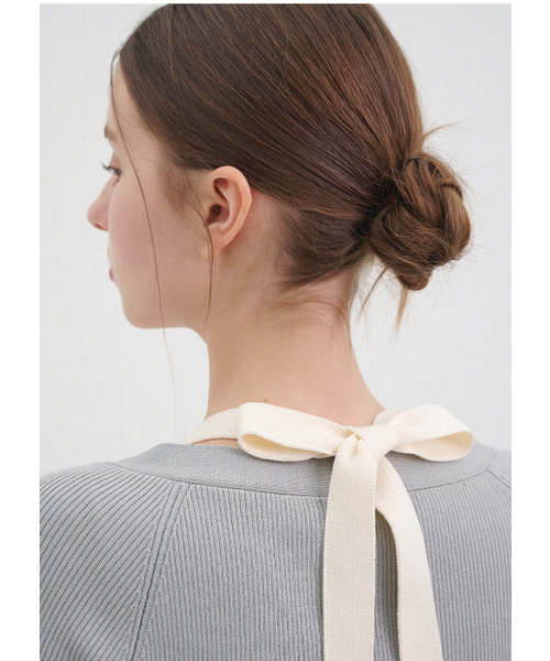 MICANE(ミケーネ)の「シェリー レイヤードストラップニット(ニット/セーター・レディース・ライトグレー/ブラック・SMALL/MEDIUM/LARGE/X-LARGE)」の8枚目の写真