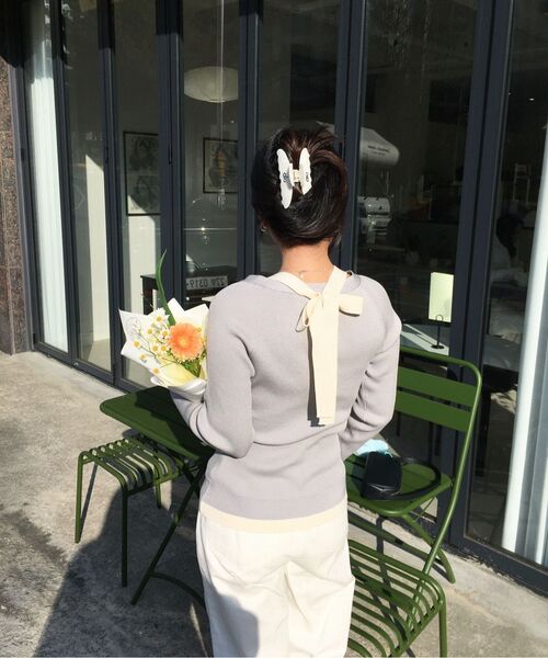 MICANE(ミケーネ)の「シェリー レイヤードストラップニット(ニット/セーター・レディース・ライトグレー/ブラック・SMALL/MEDIUM/LARGE/X-LARGE)」の14枚目の写真