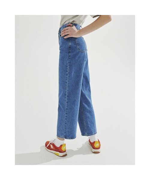 Between A and B（ビトウィーンエイアンドビー）の「リサイクルワイドフィットデニムパンツ[ブルー]（デニムパンツ・レディース・ブルー・MEDIUM/SMALL）」の4枚目の写真