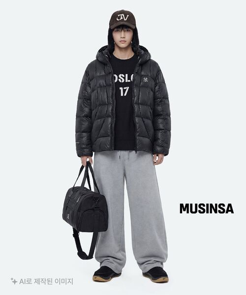 MUCENT(ムセント)の「サボメタルロゴジムボストンダッフルバッグ 男女共用(ボストンバッグ・レディース・ブラック・FREE)」の8枚目の写真