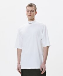 DGNAK（ディグナク）の「Mockneck lettering t-shirt (off-white)_ PD1TS2828（Tシャツ/カットソー・メンズ）」