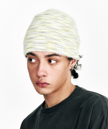 SSERPE（セルぺ）の「ソフトヘアリーグラデーションビーニーグレー＆イエロー（ニットキャップ/ビーニー）」