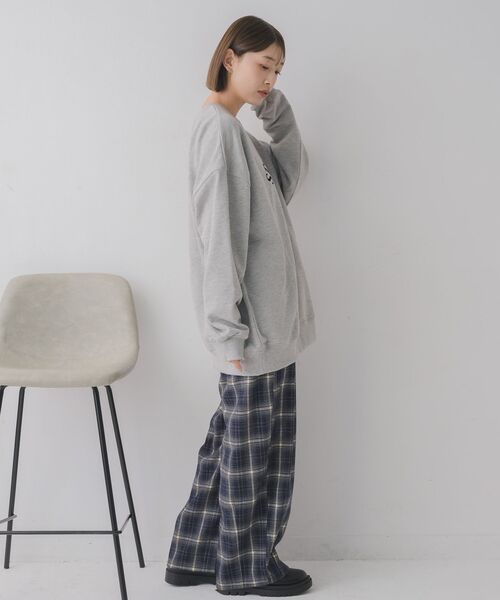 RETRO GIRL（レトロガール）の「フロッキープリントトレーナー（スウェット・レディース・ライトグレー/レッド/ブルー・FREE）」の15枚目の写真