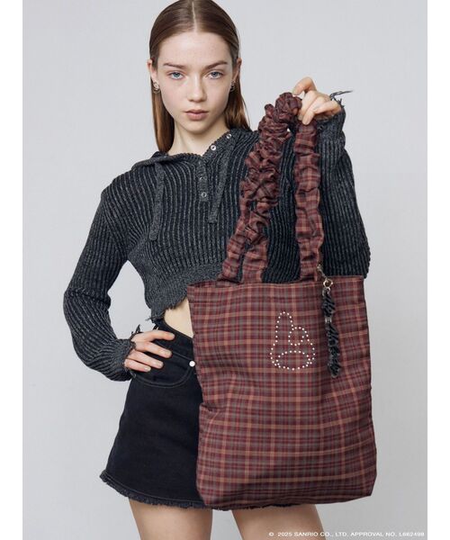 EMODA（エモダ）の「【マイメロディ】STUDS CHECK TOTE BAG（トートバッグ・レディース・レッド/ネイビー・FREE）」の3枚目の写真