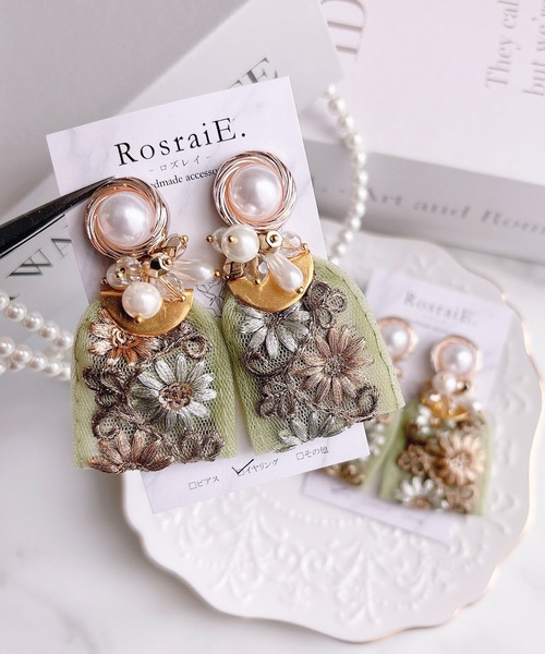 tone（トーン）の「【RosraiE】レトロパール グリーンインド刺繍リボン イヤリング(MA)（イヤリング・レディース・グリーン・FREE）」の3枚目の写真