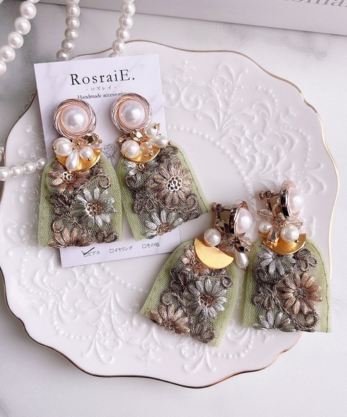 tone（トーン）の「【RosraiE】レトロパール グリーンインド刺繍リボン イヤリング(MA)（イヤリング・レディース・グリーン・FREE）」の6枚目の写真