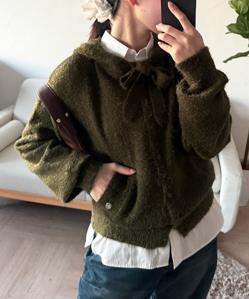 MUHET(ミュエータ)の「shaggy hooded ribbon knit cardigan / リボン付きフードカーディガン(カーディガン/ボレロ・レディース・ネイビー/ブラウン/カーキ/チャコールグレー・FREE)」の3枚目の写真