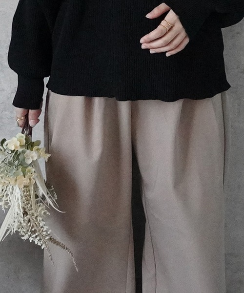 SELECT LEVERY（セレクトリベリー）の「ツータックストレートワイドパンツ（その他パンツ・レディース・ベージュ/ブラック・MEDIUM）」の4枚目の写真