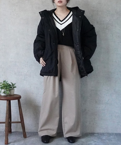 SELECT LEVERY（セレクトリベリー）の「ツータックストレートワイドパンツ（その他パンツ・レディース・ベージュ/ブラック・MEDIUM）」の6枚目の写真