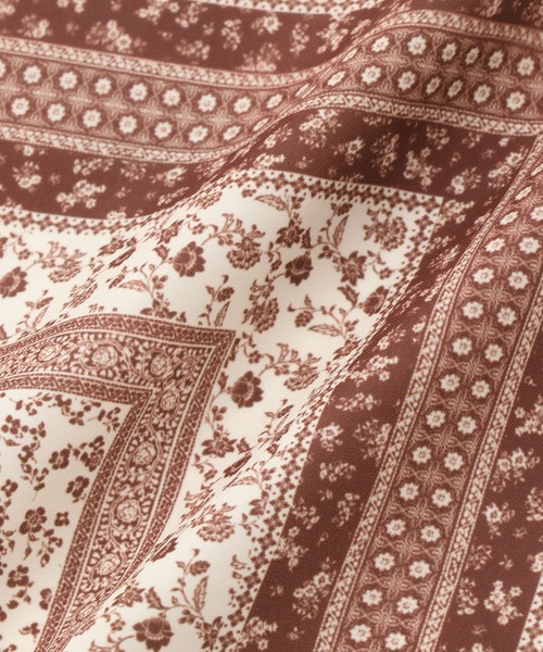 ROPE' PICNIC(ロペピクニック)の「花柄×パターン柄スカーフ 70cm(バンダナ/スカーフ・レディース・ブラック系その他/ブラウン系その他2・FREE)」の10枚目の写真