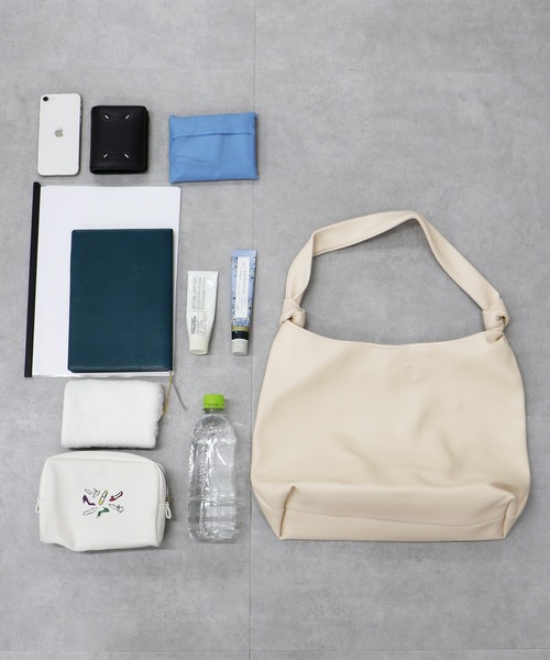 MISCH MASCH（ミッシュマッシュ）の「一部店舗限定 ワンハンドルトートバッグ（トートバッグ・レディース・ホワイト/ブラック・ﾌﾘ-）」の3枚目の写真