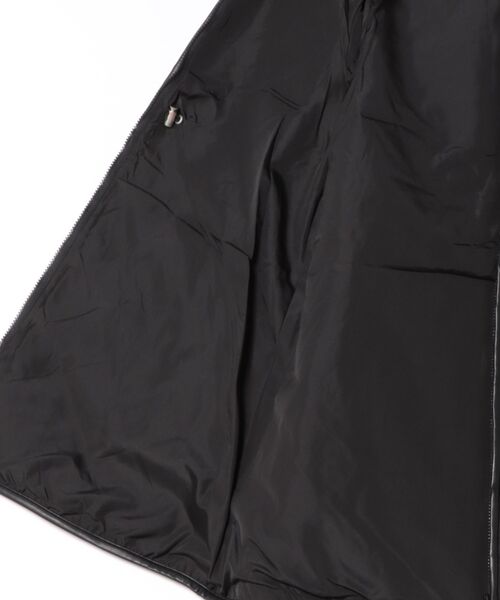 LUDICRUM（ルーディクルム）の「Multiway quilted coat（ダウンジャケット/コート・レディース・ブラック・FREE）」の3枚目の写真
