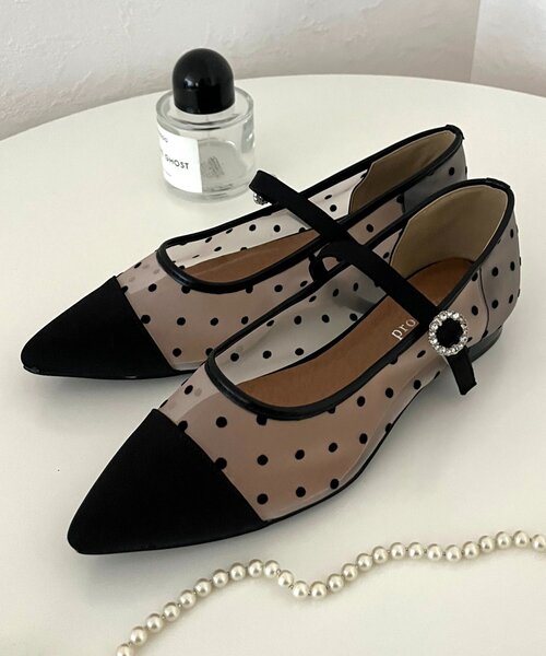 prose verse（プロズヴェール）の「シアードットビジューストラップパンプス（パンプス・レディース・ブラック/ライトベージュ・MEDIUM/X-LARGE/LARGE/SMALL）」の2枚目の写真